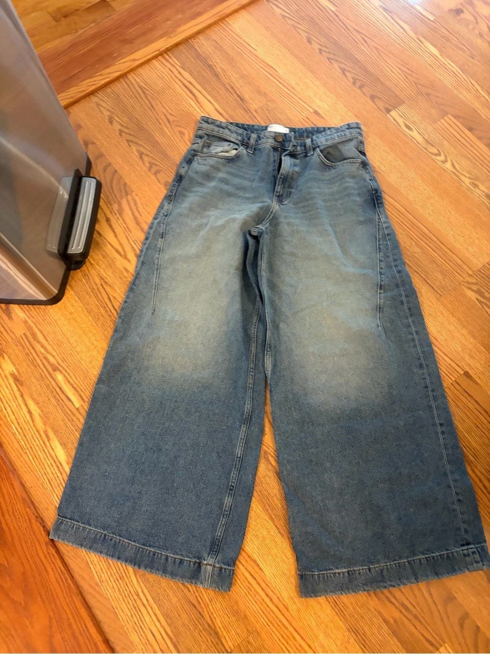 Mens 32 32 Wide Leg Jeans in ASOS great condition
